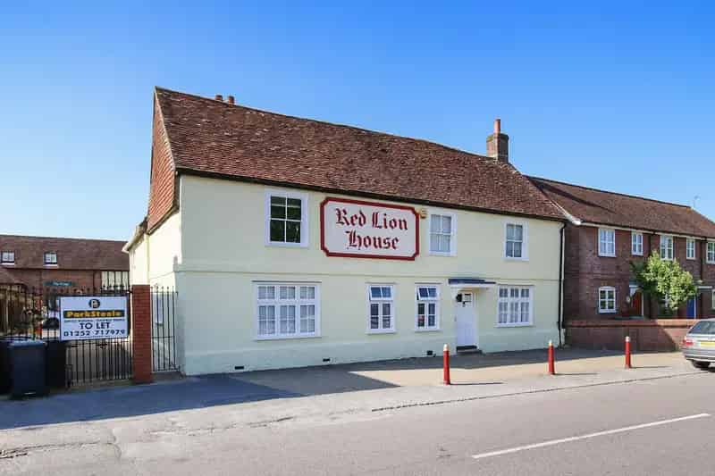 Serviced Offices Consulting Rooms near A31 Mainline Station