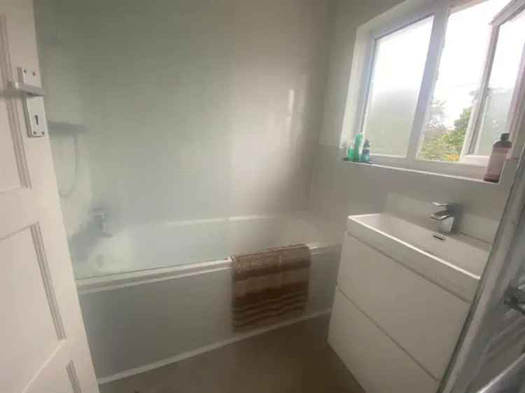 1 Bedroom House Share