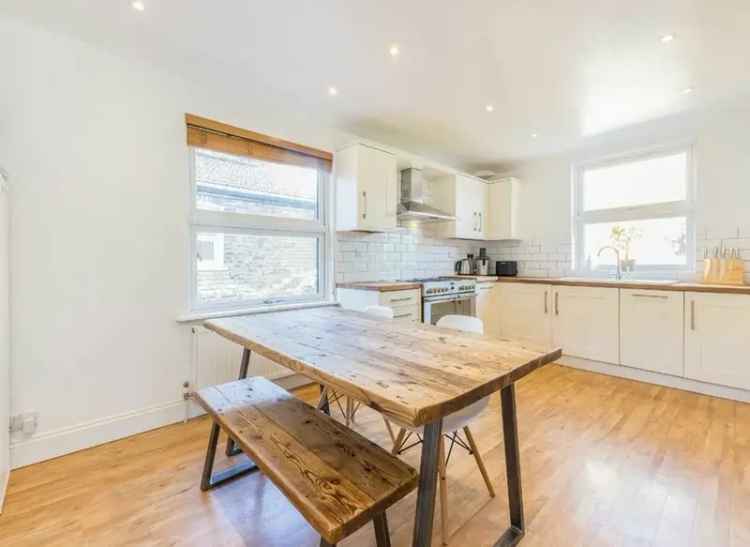 Spacious 2-Bed Upper Maisonette in Tooting with Log Burner and Extension Potential