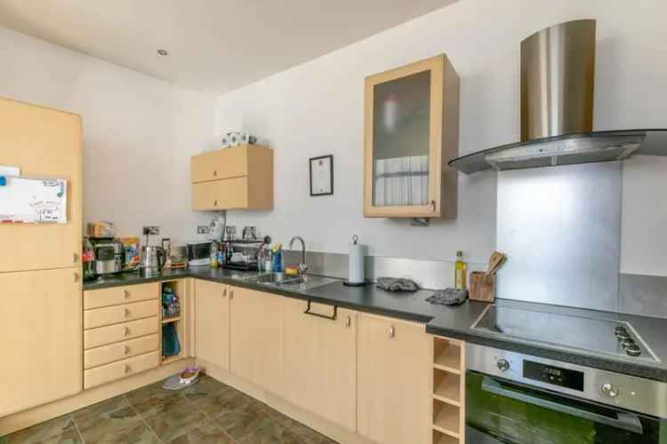 2 Bedroom Apartment for Sale No Onward Chain
