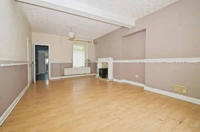 3 bedroom terraced house