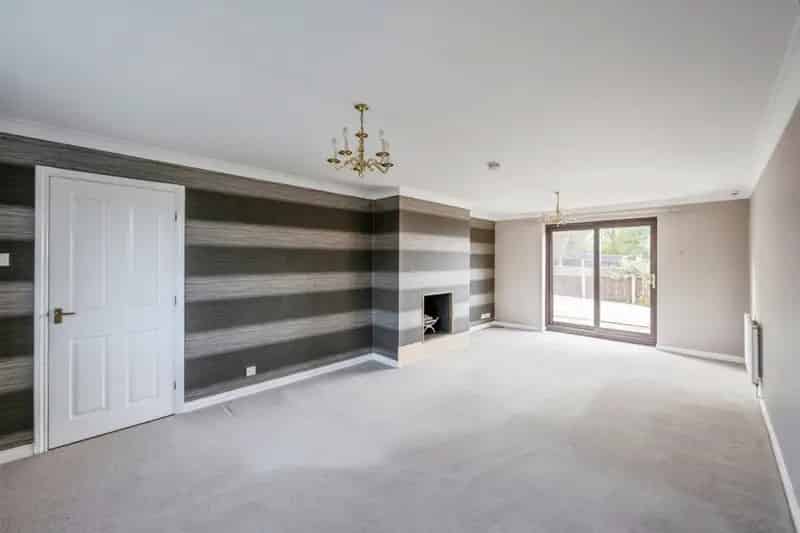 4 Bed Family Home with Double Garage and Study