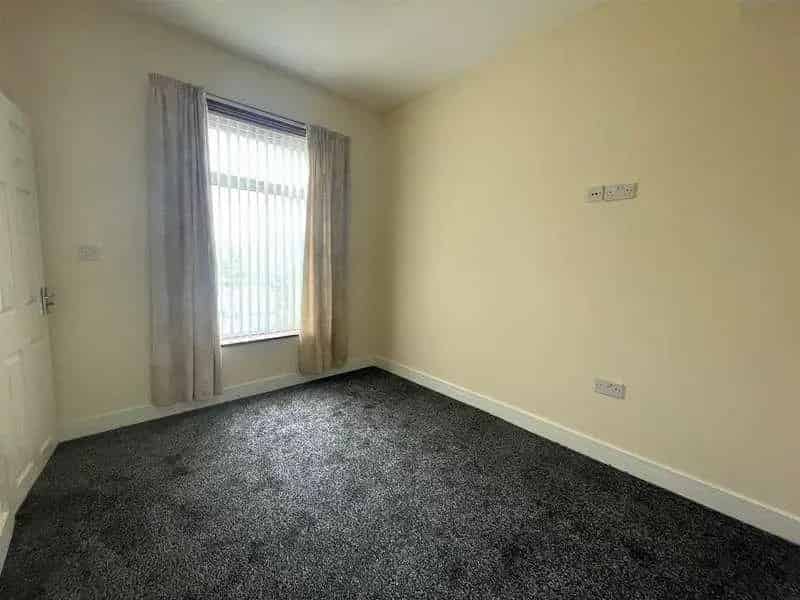 3 Bed House For Sale Fully Modernised Family Home