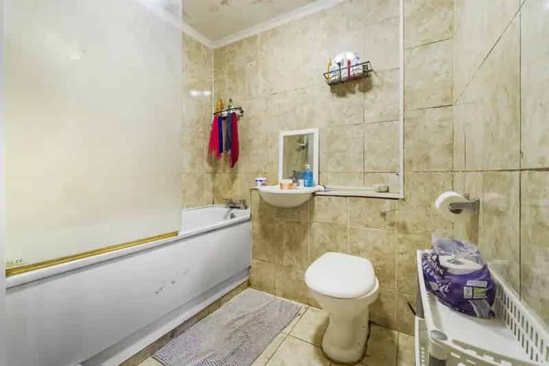 2 Bed Flat Streatham Vale Near Streatham Common Station