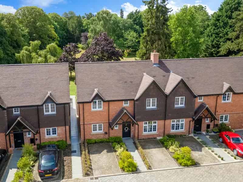 3 Bedroom House for Sale Blackdown Leamington Spa