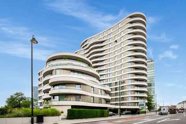 Luxury 3-Bed River View Apartment Westminster SW1