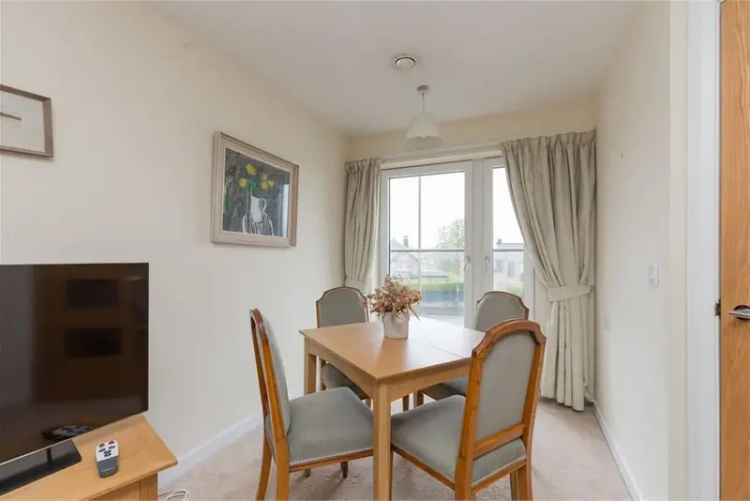 2 Bed Retirement Flat with 1 Reception Room