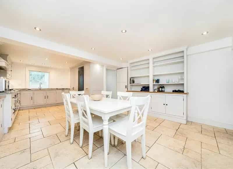 Victorian House with Extension and Garden in Rectory Fields