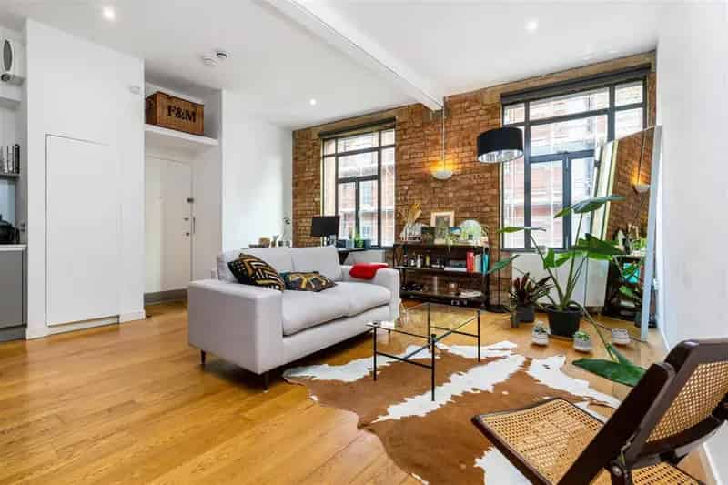 1 Bedroom Flat Shoreditch  Modern Apartment For Sale