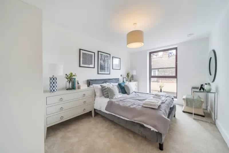 Flat For Sale , London, England
