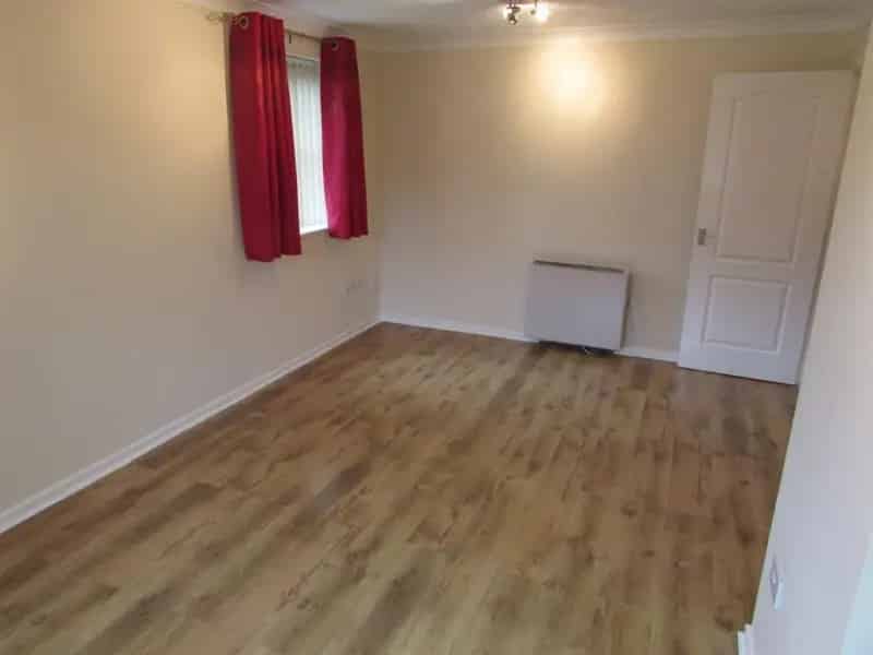1 bedroom Flat
 For Sale