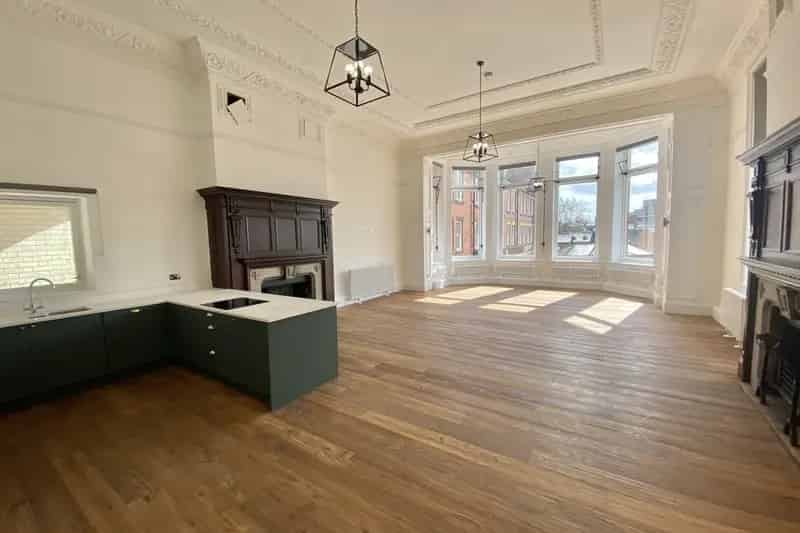 3 Bed Apartment Near Derbion Centre  High Spec Fixtures and Fittings