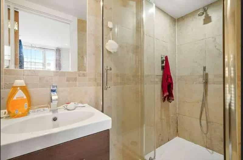 3 Bed Flat for Sale in W2 - Spacious Apartment near Hyde Park