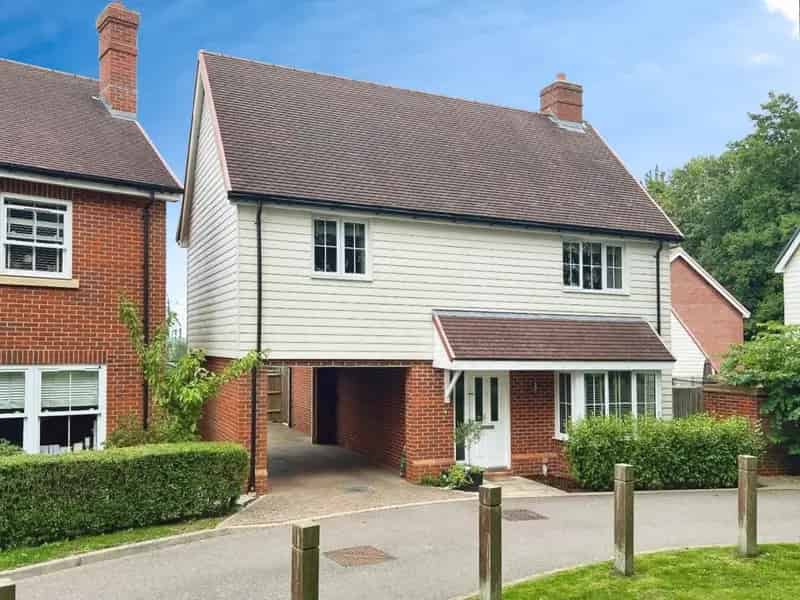 4 Bedroom House for Sale in Aldington