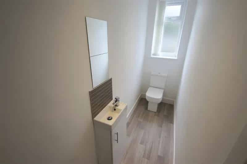 4 Bedroom Detached Bungalow House to Rent Turks Road Radcliffe