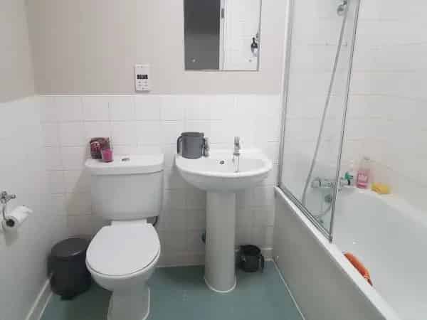 Modern 2-Bedroom Flat near Canary Wharf and Stratford