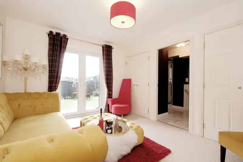 Modern 3-Level Townhouse in Dyce, Aberdeen
