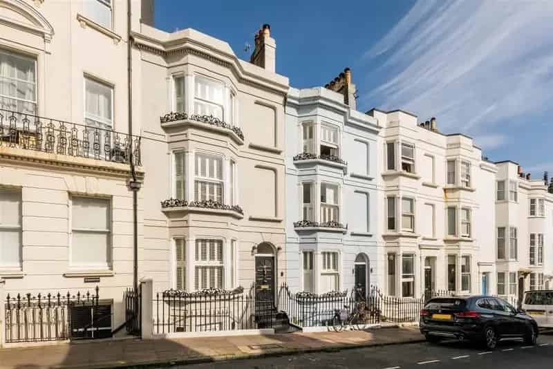 4 Bedroom Teraced House for Sale in Brighton