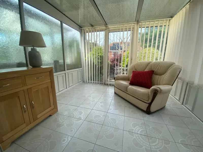 3 Bed Semi-Detached House For Sale No Chain