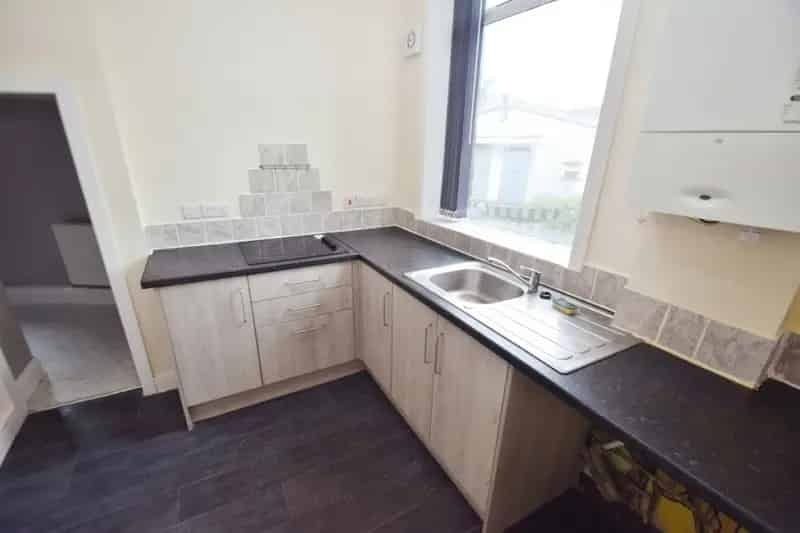 2 Bedroom Flat To Rent Available 09052025