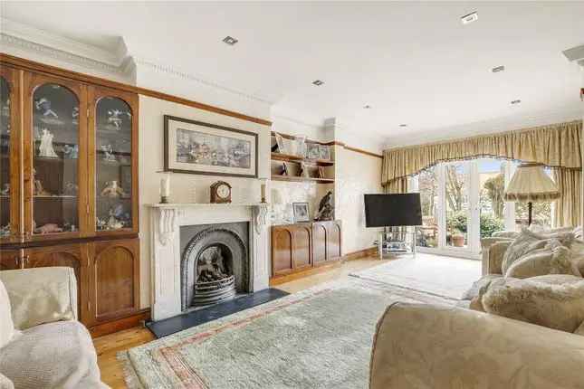 Edwardian House for Sale Near Earlsfield Station