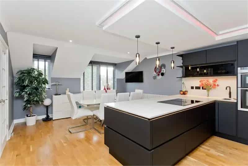 4 Bed End Terraced House with 3 Reception Rooms Craiglockhart