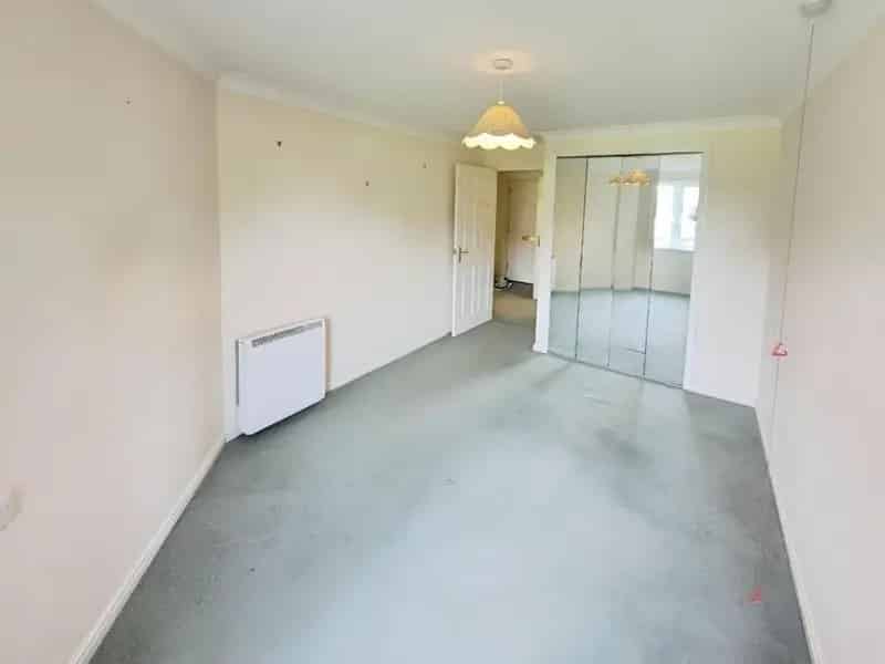 1 bed house for sale