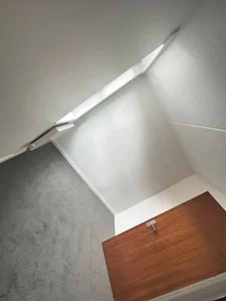 Large 2-Bedroom Flat with Balcony Near Amenities