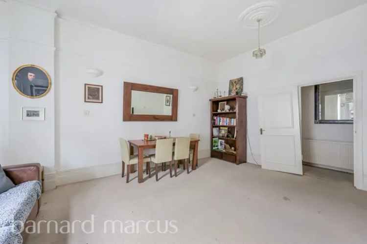 One Bedroom Apartment near Kensington Olympia