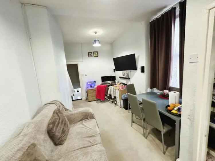 3 Bedroom Flat for Sale in London E16