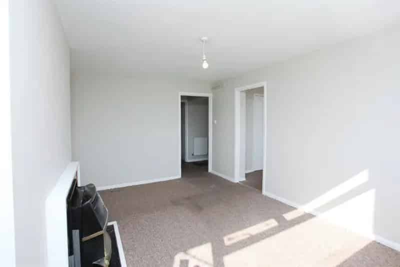 1 Bedroom Flat near Cwmbran Town Centre