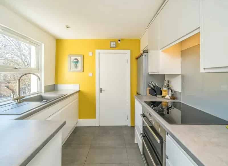 Two Bedroom Split Level Conversion Apartment St Lukes Avenue