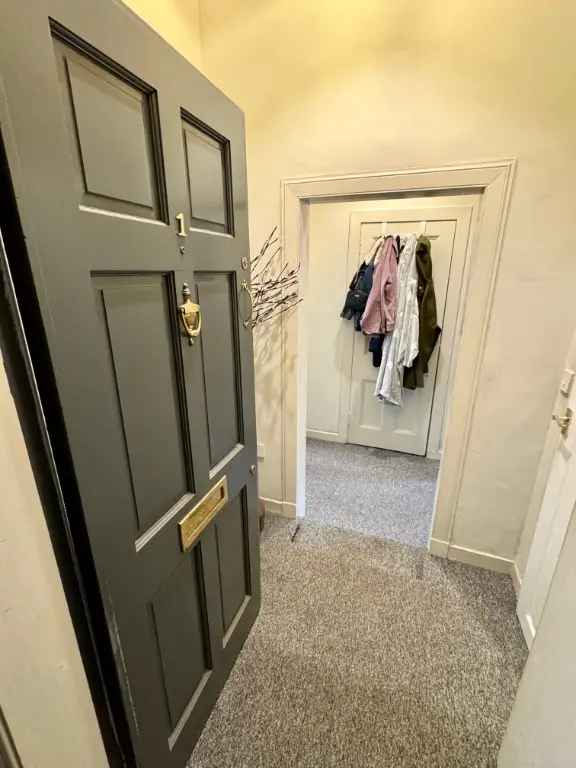 1 Bedroom Flat House to Rent Near Meadows