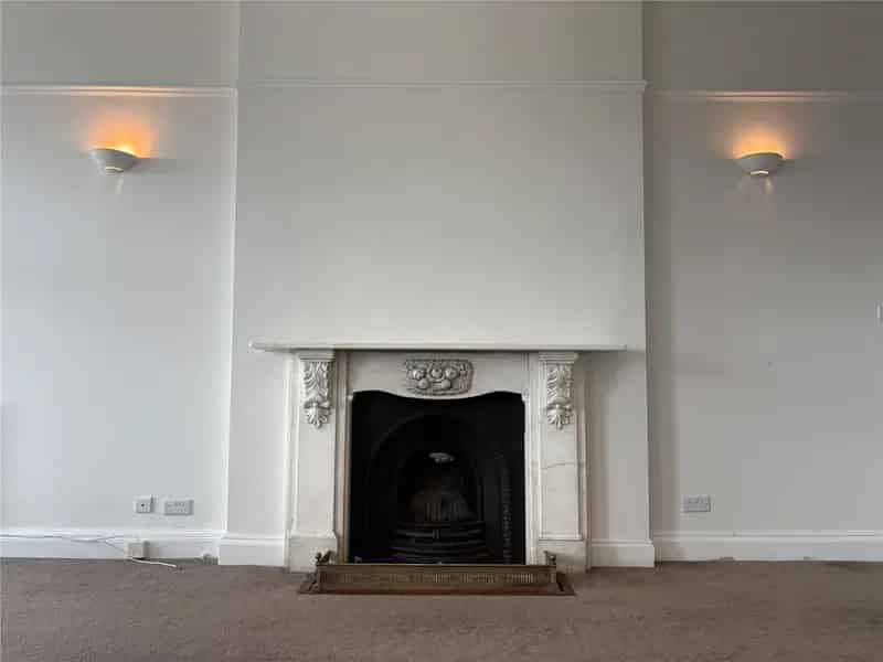 4 Bedroom Apartment to Rent in Clifton