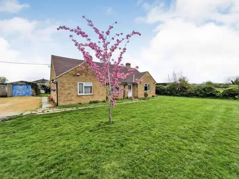 3 Bedroom Bungalow for Sale