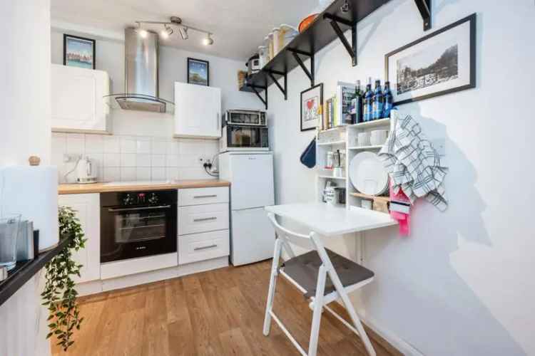 1 Bedroom Apartment Near Train Station For Sale