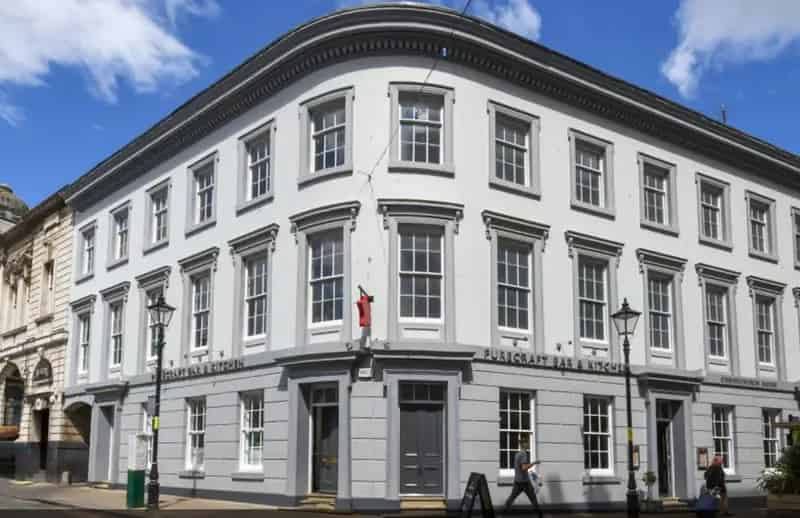 Christchurch House Refurbished Office Space To Let