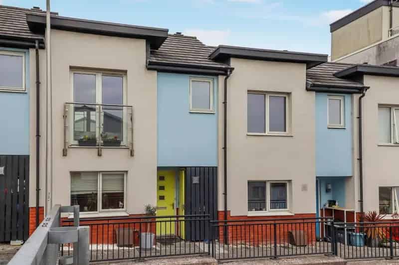 3 bedroom terraced house