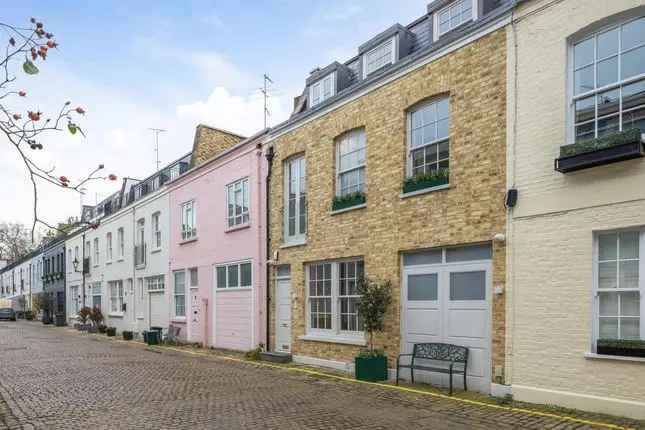 Luxury Mews House for Sale in London