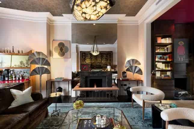 Luxury 5-Bedroom Townhouse in Knightsbridge