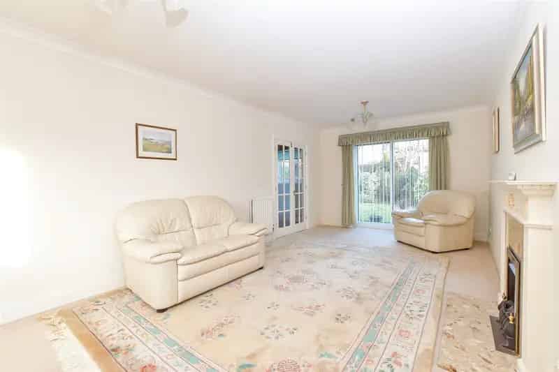 4 Bedroom Detached House for Sale Near Barnham