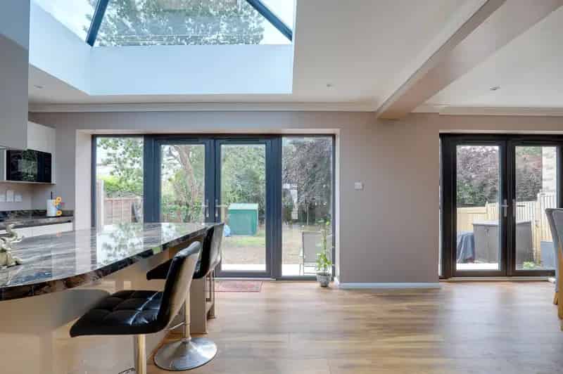 4 Bedroom Detached House to Rent Caversham Heights