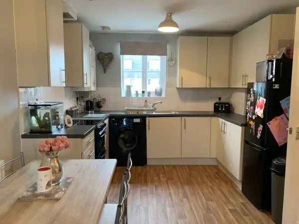 Flat For Rent in Colchester, England