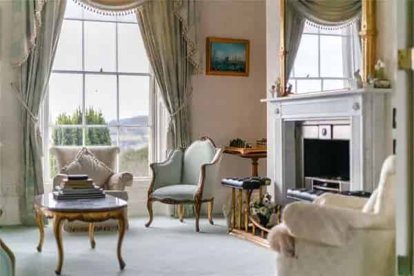 Georgian House in Bath with City Views and Spacious Accommodation