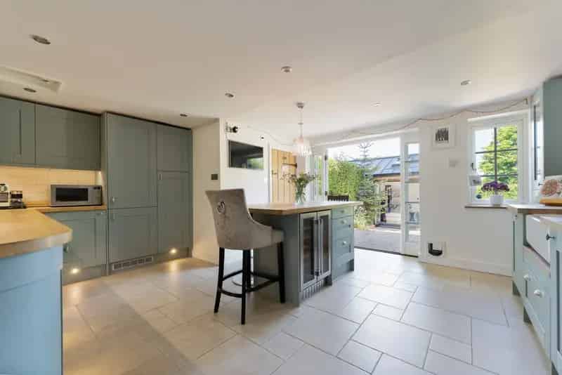 4 Bedroom Cottage West Stratton Winchester Hampshire
