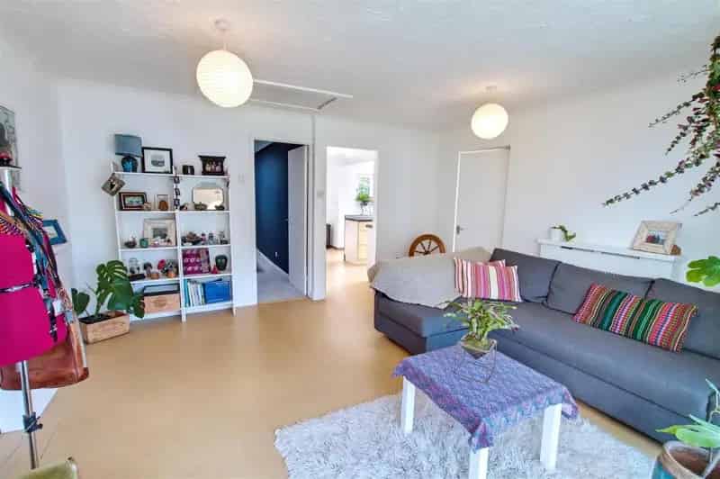 1 bed house for sale