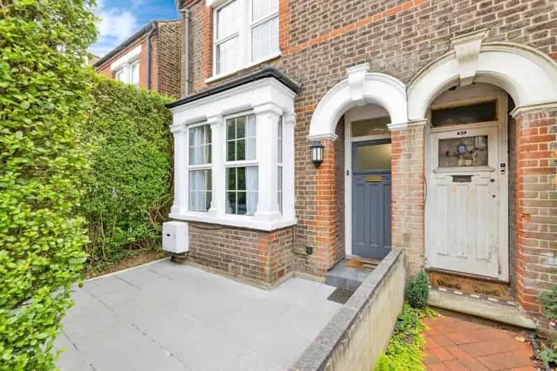 House For Sale , Whippendell Road, Watford, England