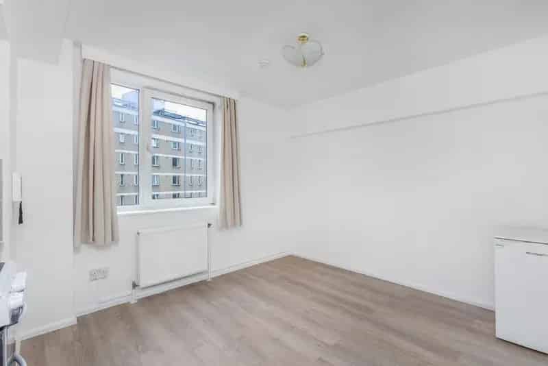 Chelsea Studio Apartment with Concierge