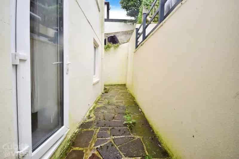 1 Bedroom Apartment to Rent in Brighton - Furnished Flat with Terrace
