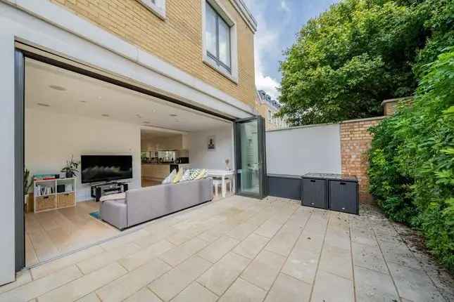 3 Bedroom New Build House for Sale near Fulham Broadway